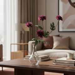 Vase en Verre avec Fleurs Artificielles Violet Profond – Élégance Florale Intemporelle